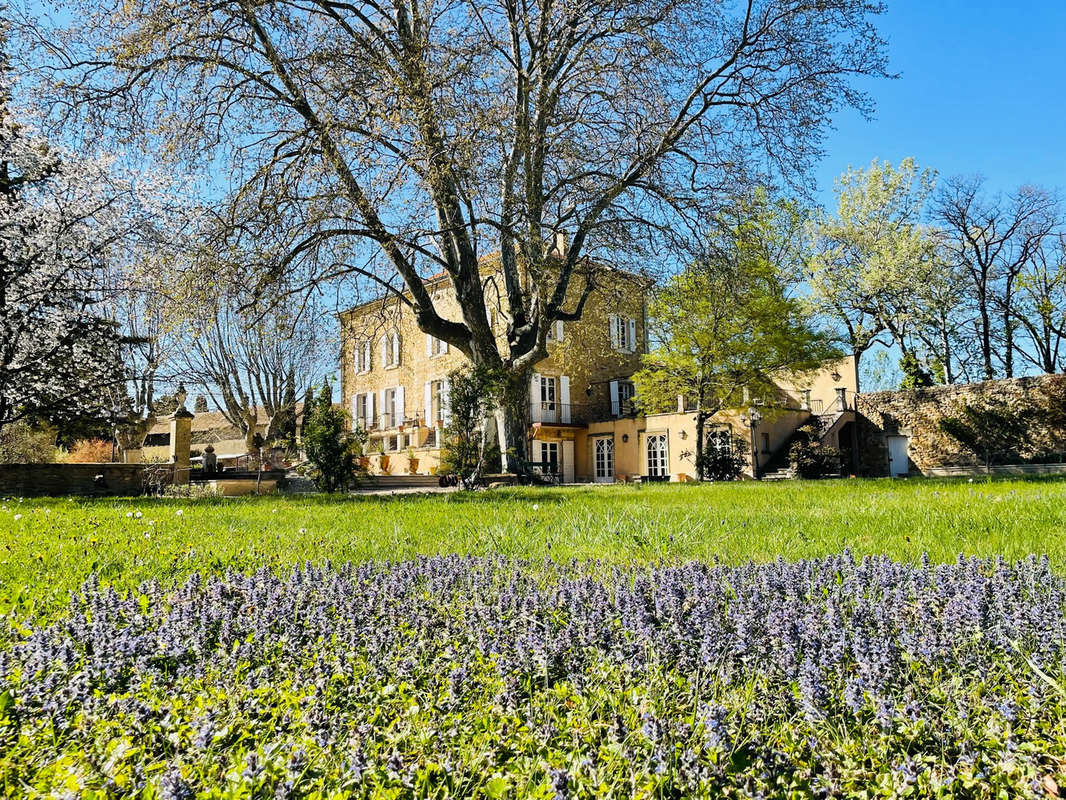 Maison à ORANGE