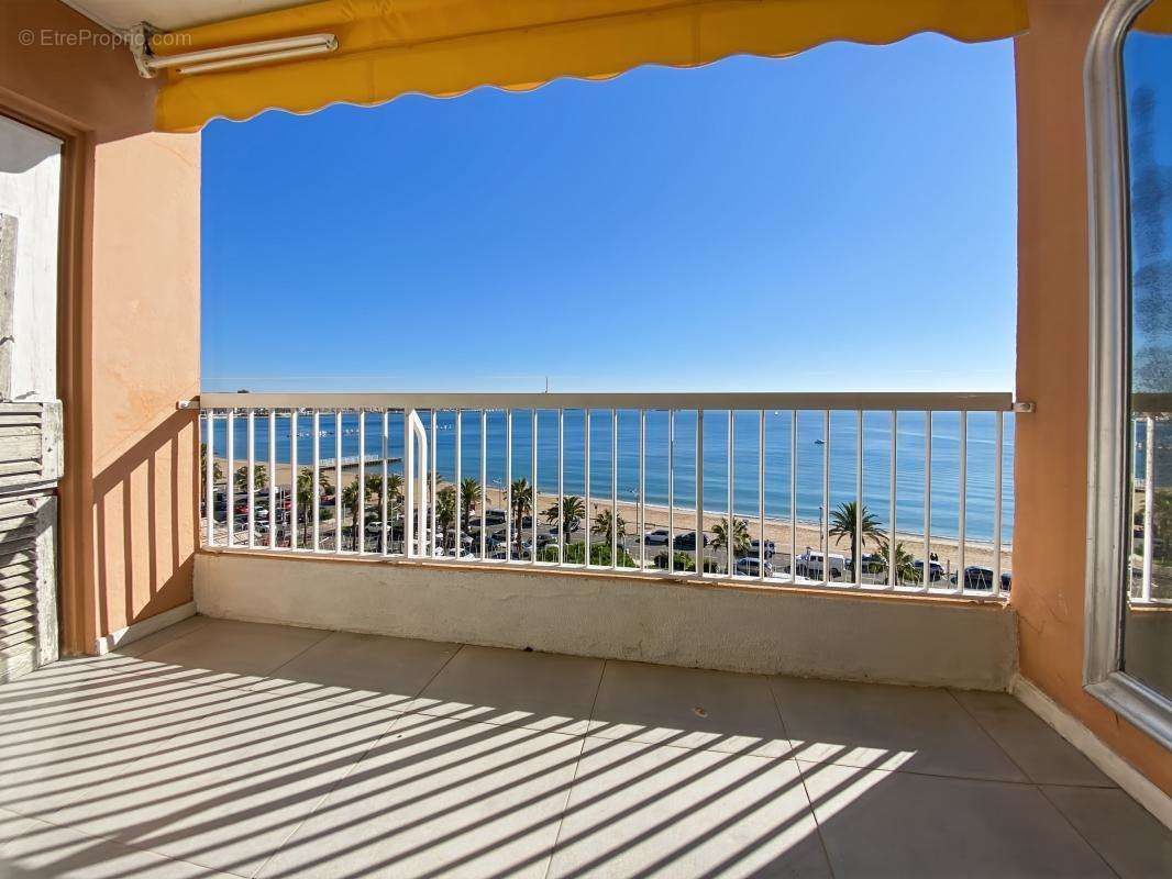 Appartement à FREJUS