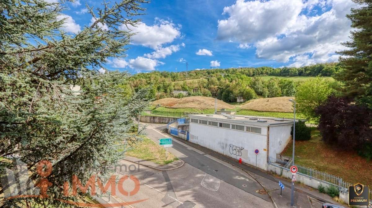 Appartement à SAINT-ETIENNE