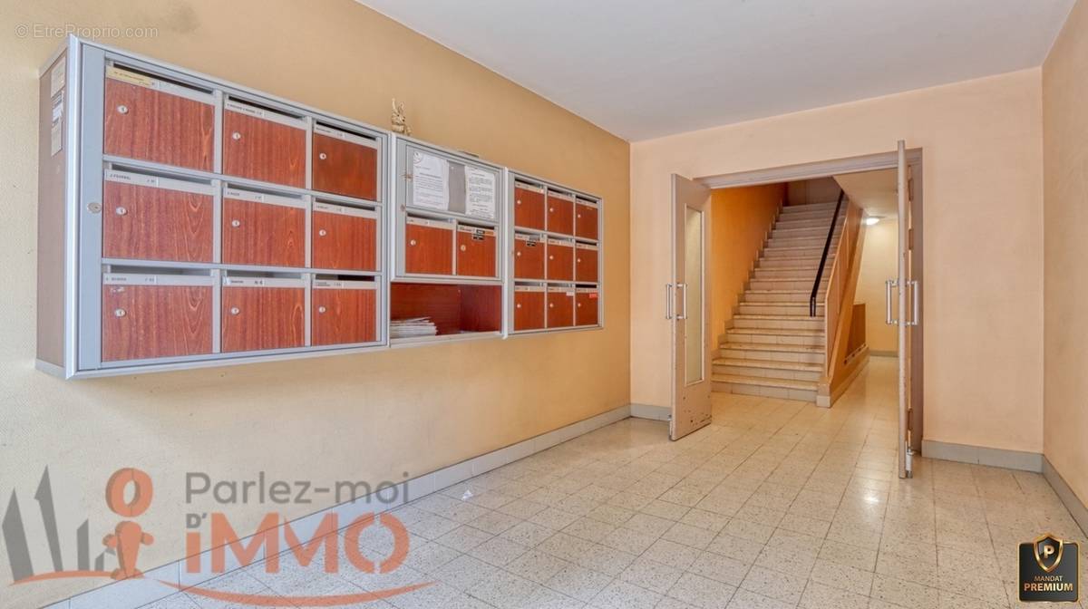 Appartement à SAINT-ETIENNE