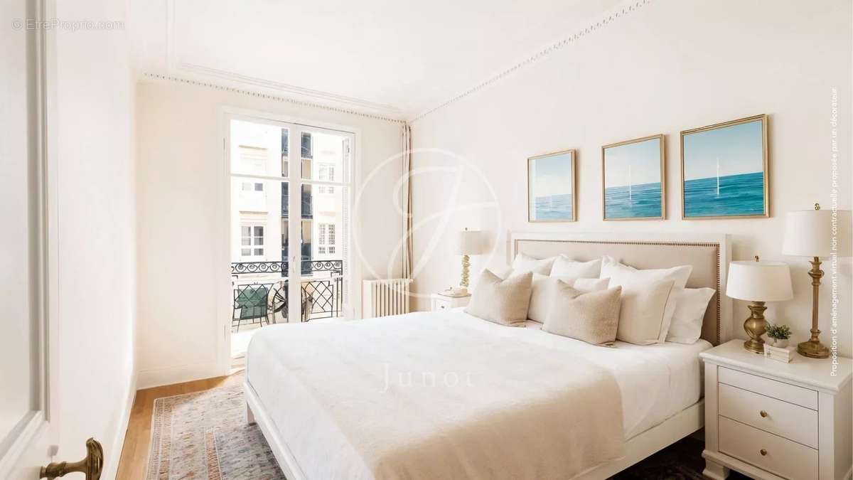 Appartement à PARIS-16E