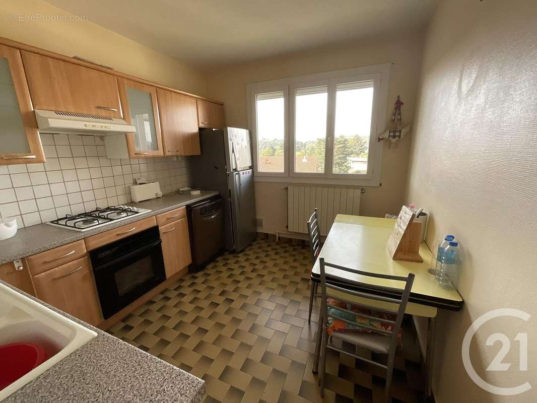 Appartement à PONT-EVEQUE