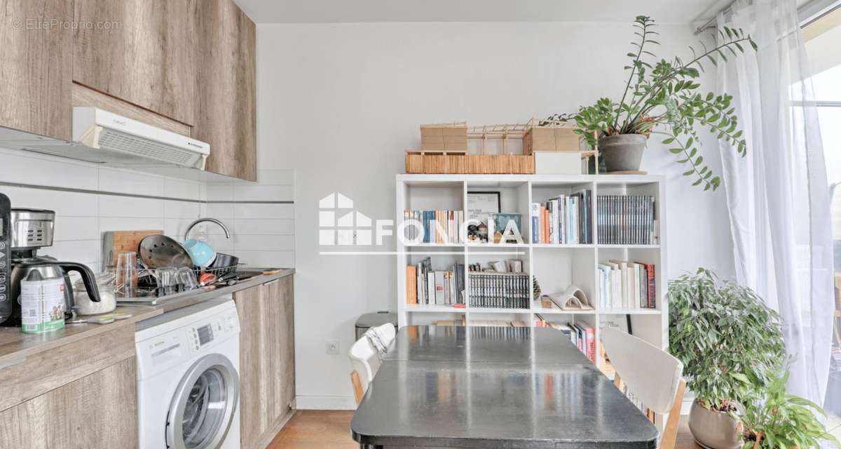 Appartement à MONTROUGE