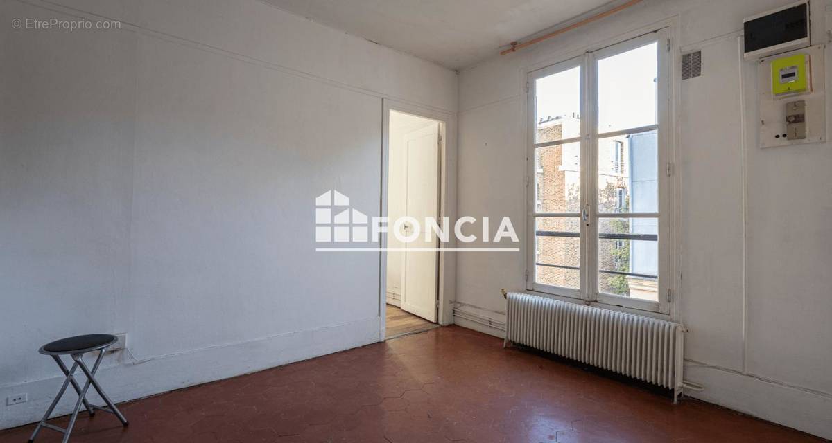 Appartement à PARIS-11E