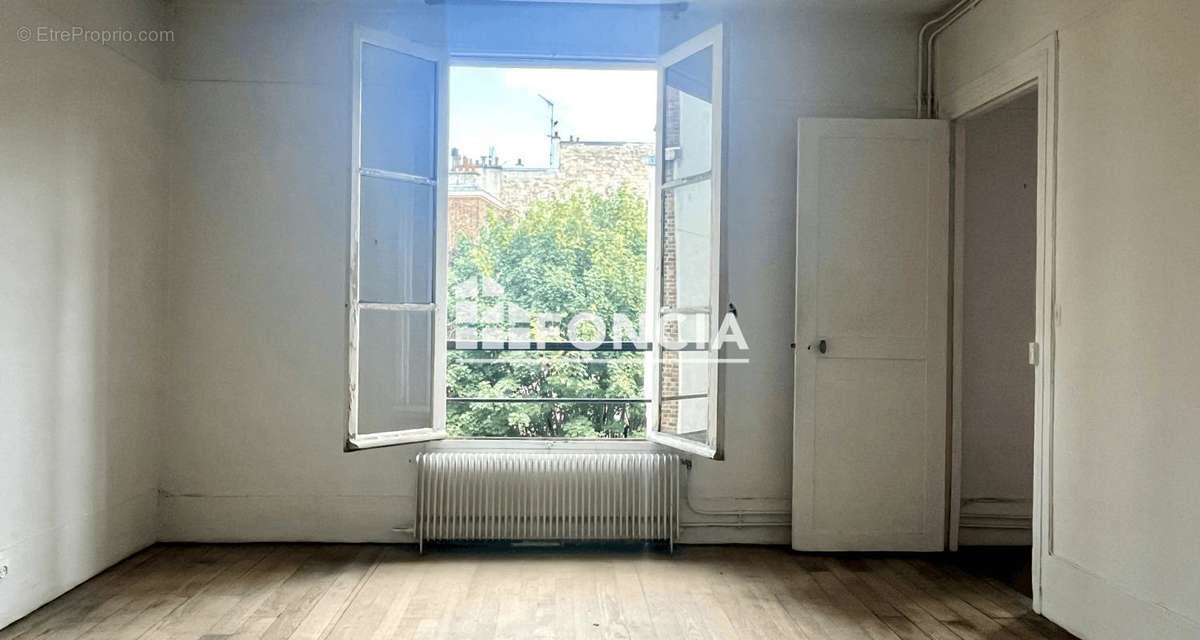 Appartement à PARIS-11E