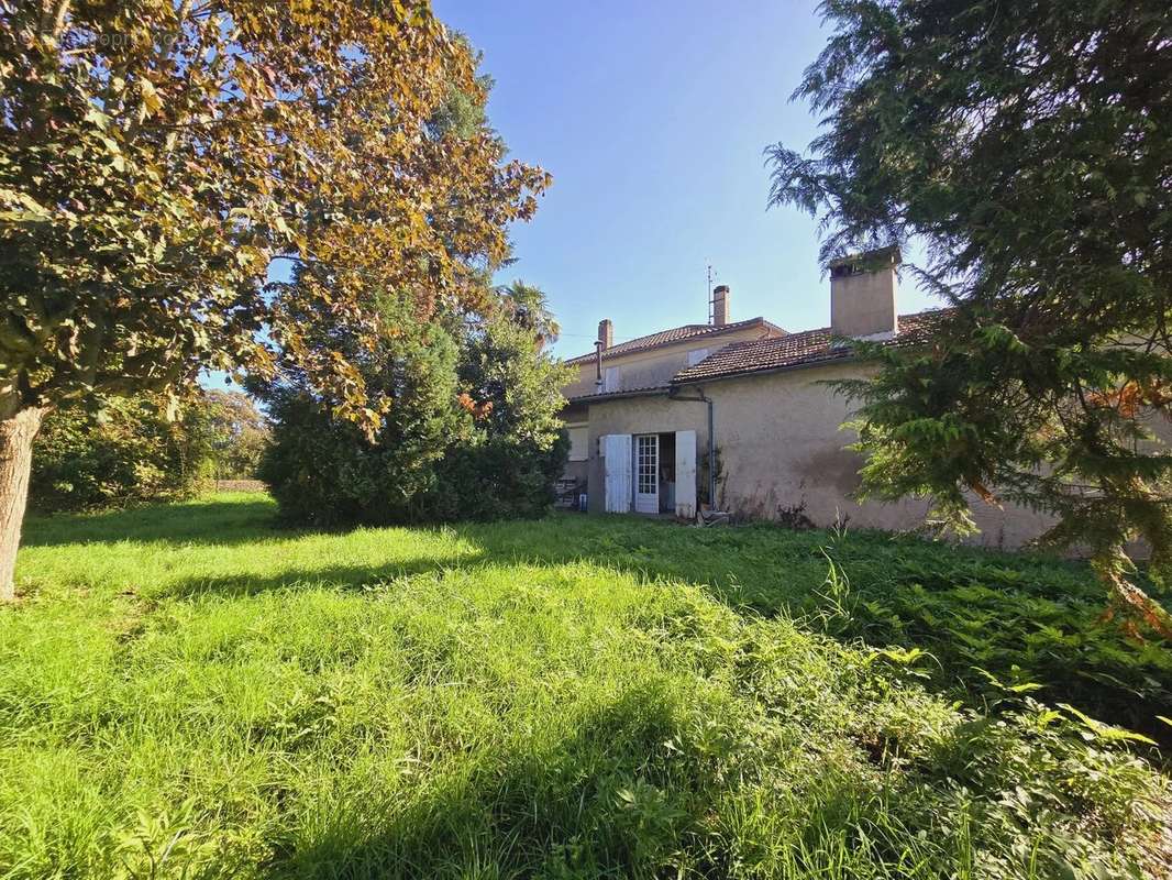 Appartement à DURAS