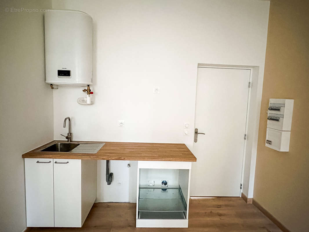 Appartement à MARSEILLE-4E