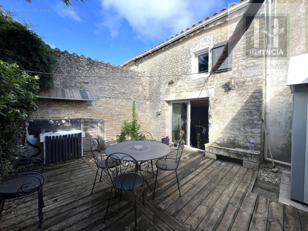 Maison à LE CHATEAU-D&#039;OLERON