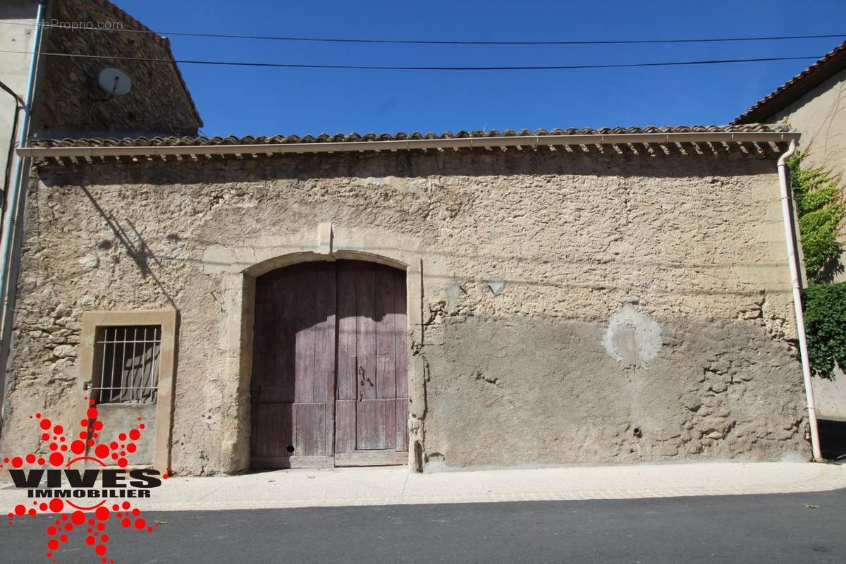 Maison à CAPESTANG