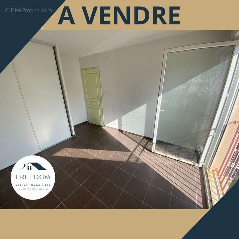 Appartement à VILLENEUVE-LES-BEZIERS