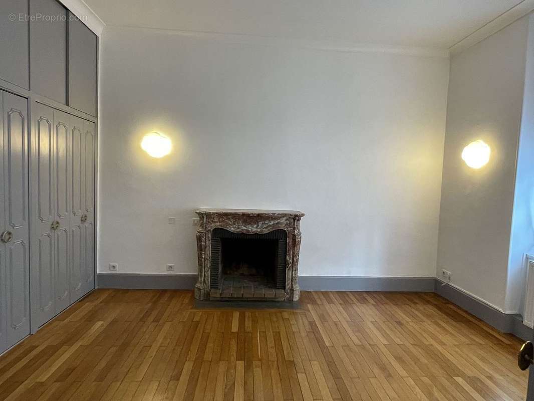 Appartement à BOURGOIN-JALLIEU