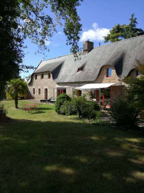 Maison à LANGUIDIC