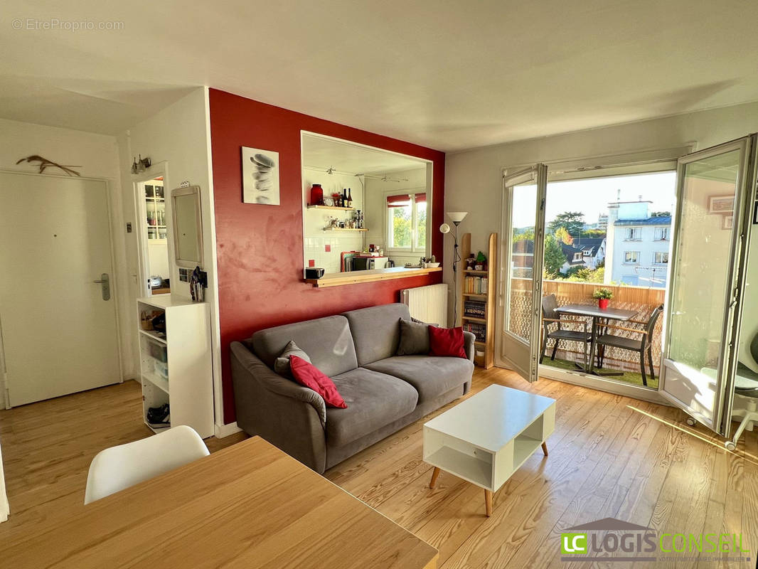 Appartement à BOURG-LA-REINE