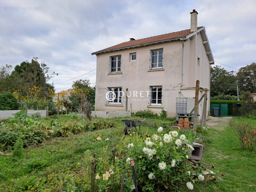 Maison à CHAVAGNES-EN-PAILLERS