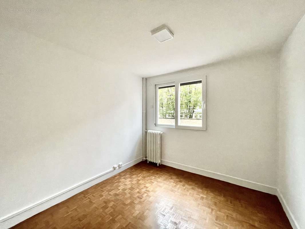 Appartement à IVRY-SUR-SEINE