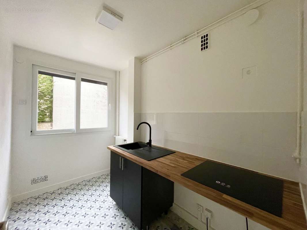 Appartement à IVRY-SUR-SEINE