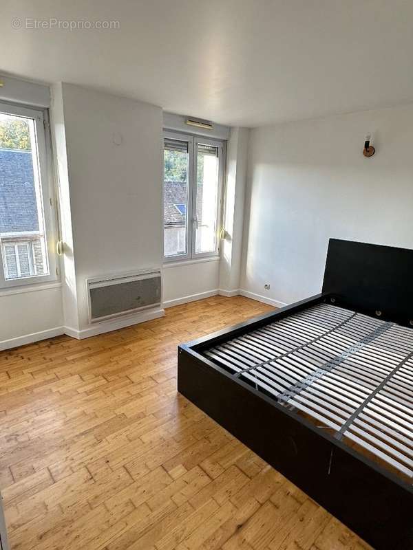 Appartement à BUC