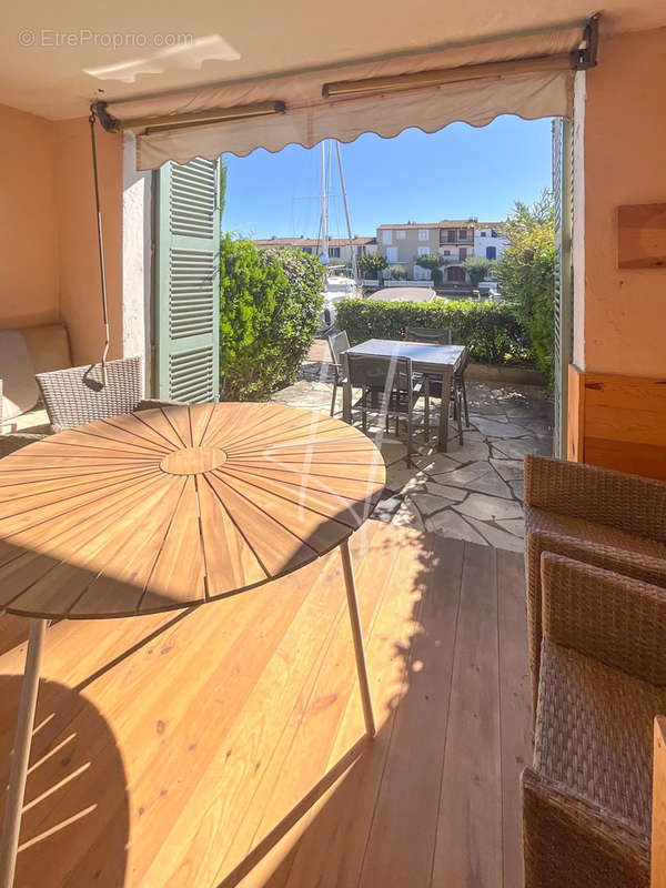 Appartement à GRIMAUD