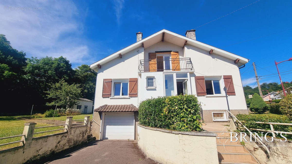 Maison à MOUTIERS