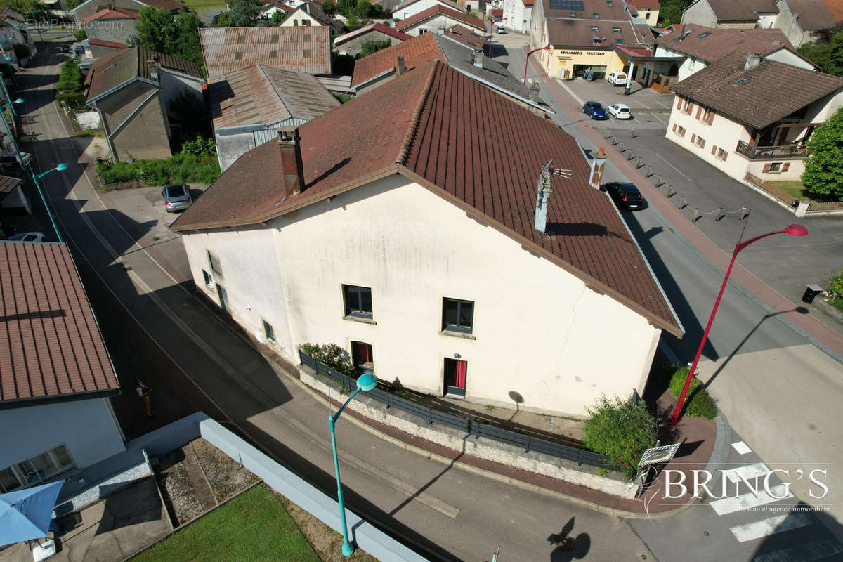 Maison à DOGNEVILLE