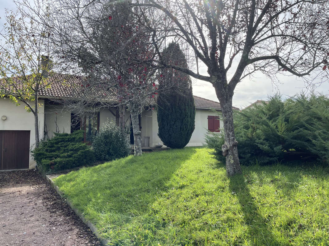 Maison à BOSMIE-L&#039;AIGUILLE