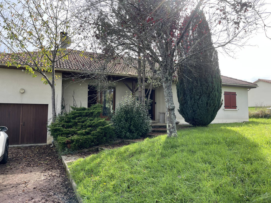 Maison à BOSMIE-L&#039;AIGUILLE