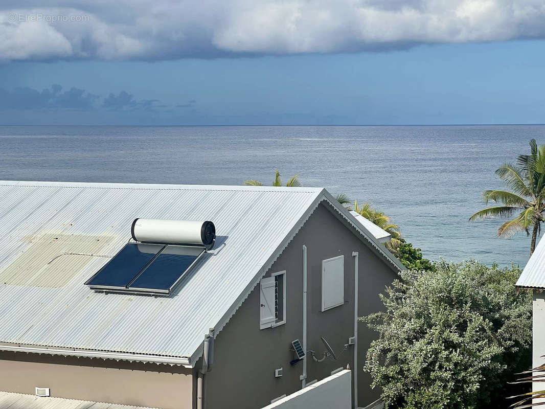 Appartement à LE MOULE