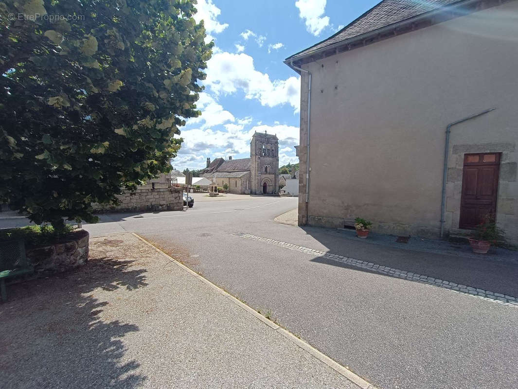 Maison à MARCILLAC-LA-CROISILLE