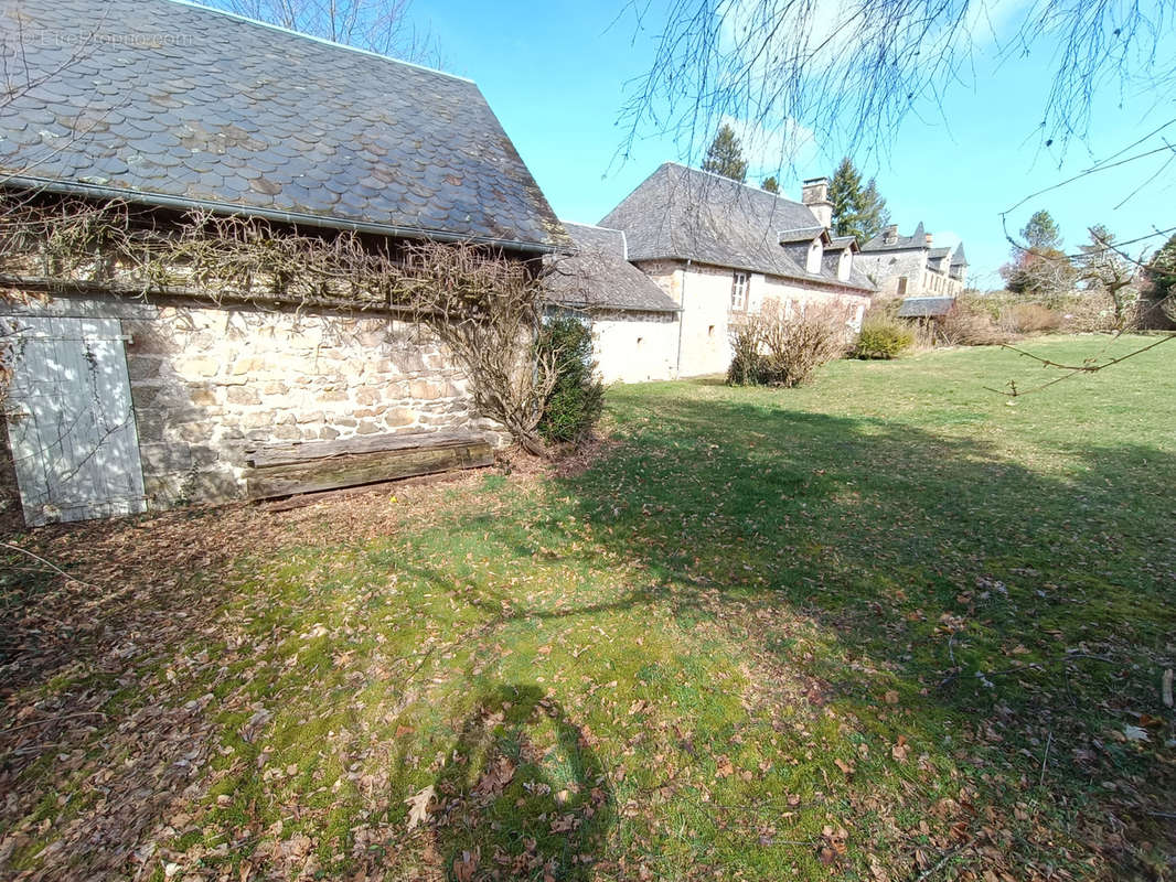 Maison à CLERGOUX