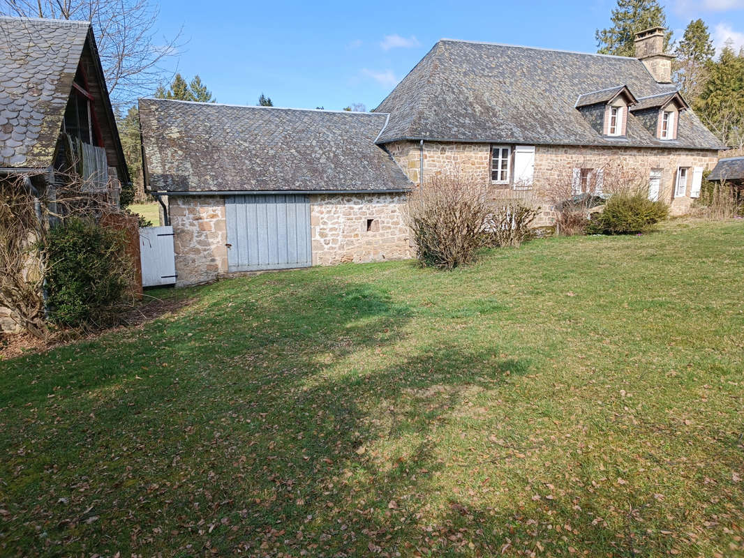 Maison à CLERGOUX