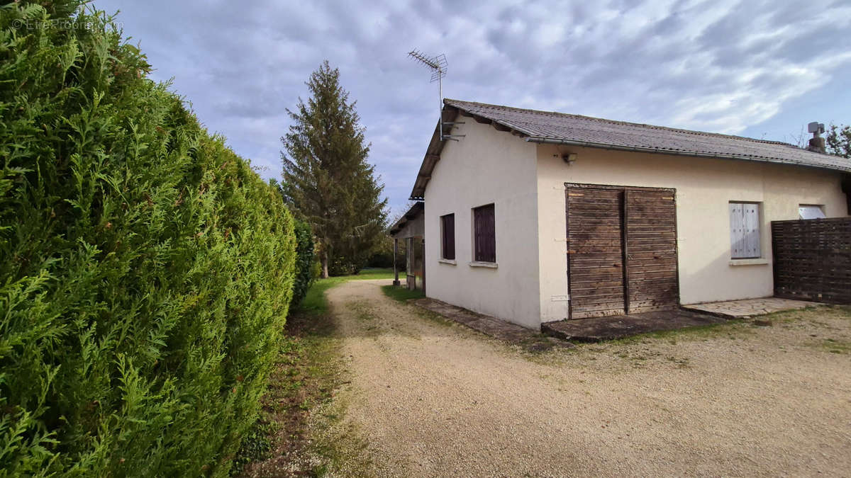 Maison à SAINT-ANDRE-D&#039;ALLAS