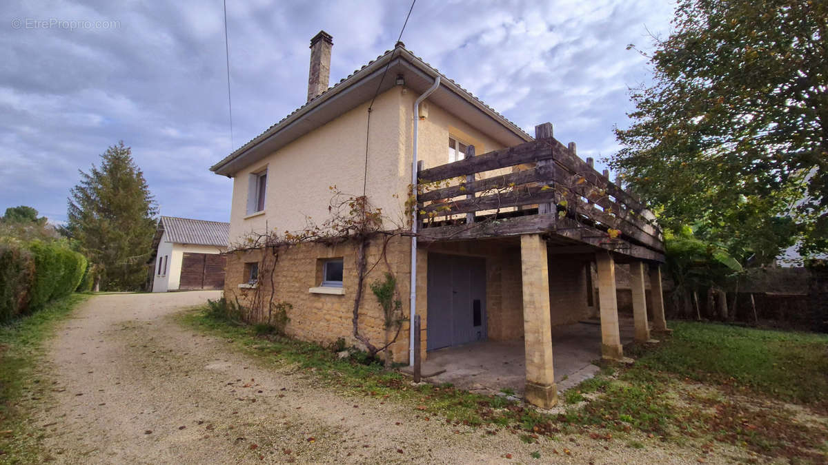 Maison à SAINT-ANDRE-D&#039;ALLAS