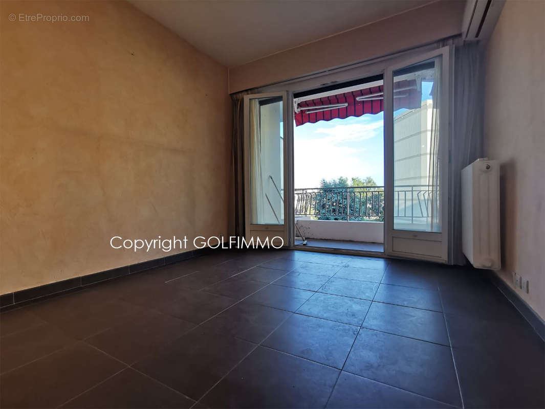 Appartement à CAGNES-SUR-MER