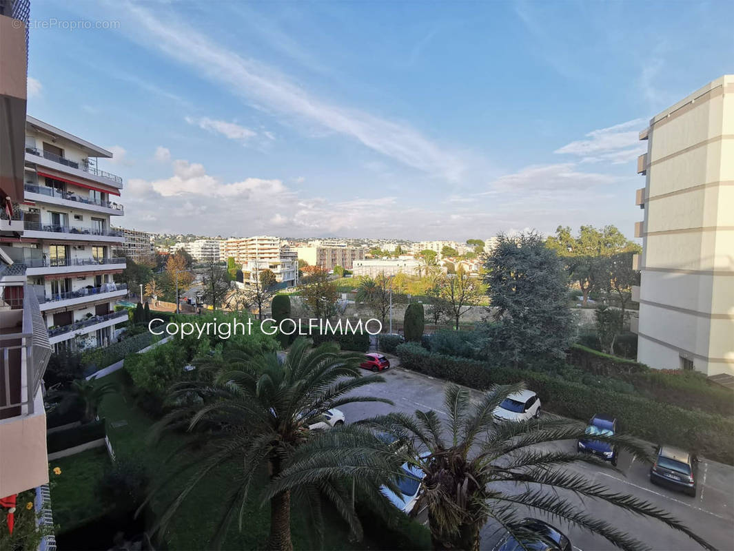 Appartement à CAGNES-SUR-MER