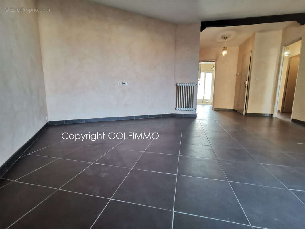 Appartement à CAGNES-SUR-MER