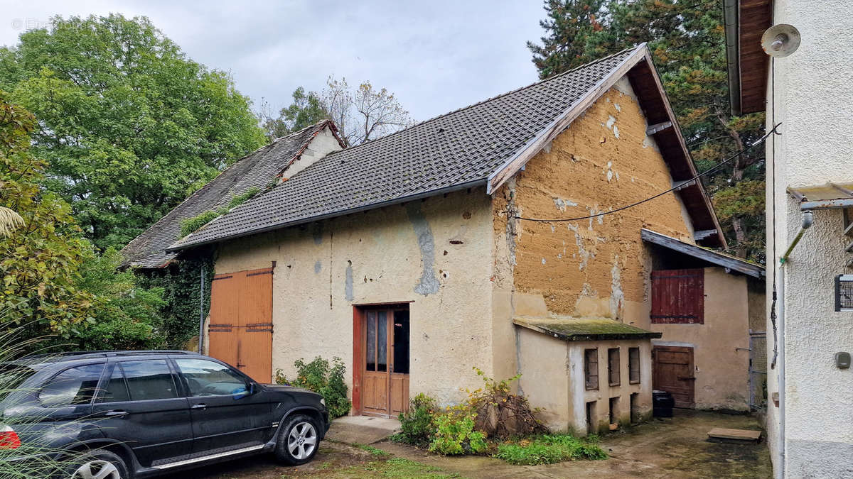 Maison à LA BATIE-MONTGASCON