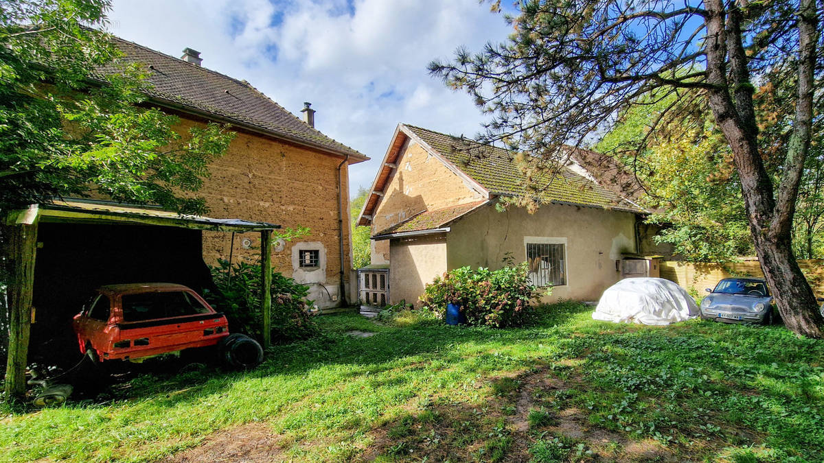 Maison à LA BATIE-MONTGASCON