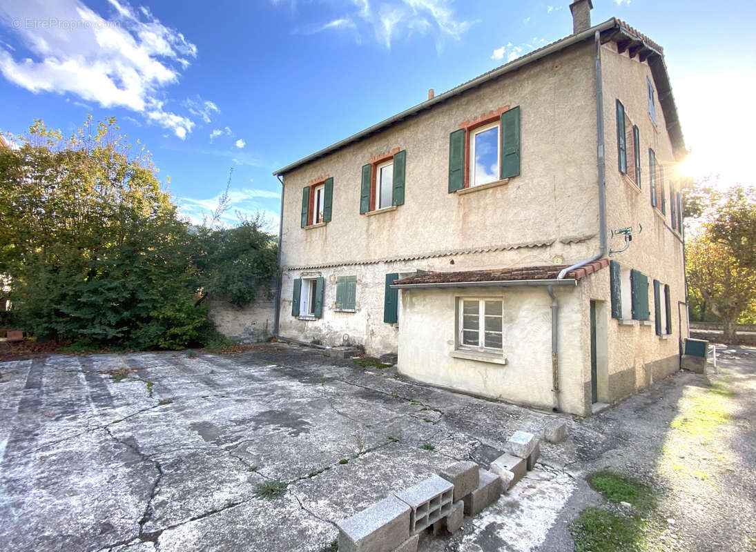 Appartement à BUIS-LES-BARONNIES