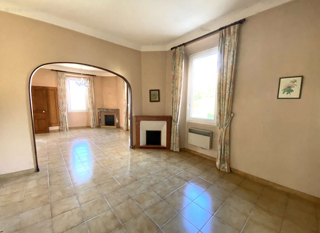 Appartement à BUIS-LES-BARONNIES