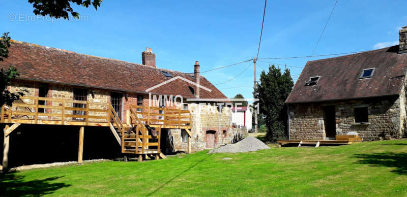 Maison à DOMPIERRE