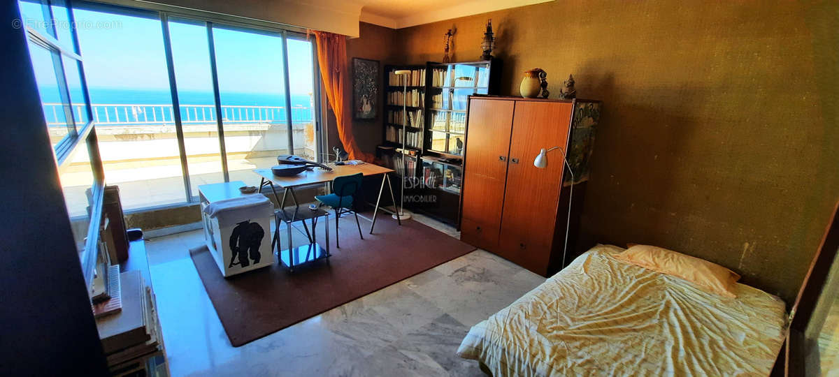 Appartement à ROQUEBRUNE-CAP-MARTIN