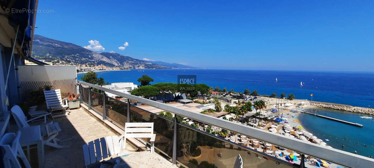 Appartement à ROQUEBRUNE-CAP-MARTIN