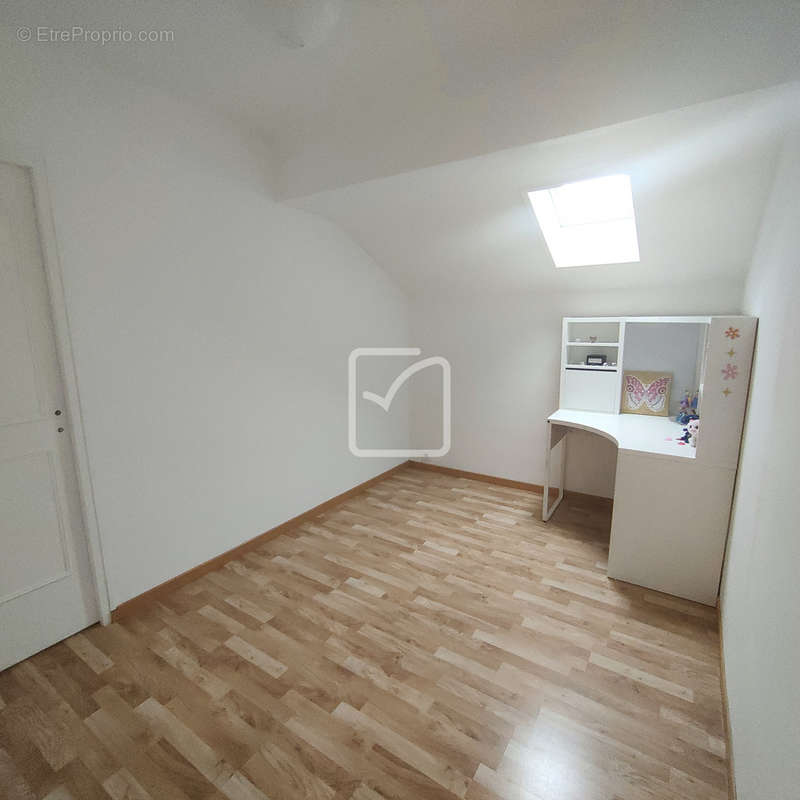 Appartement à MARGENCEL