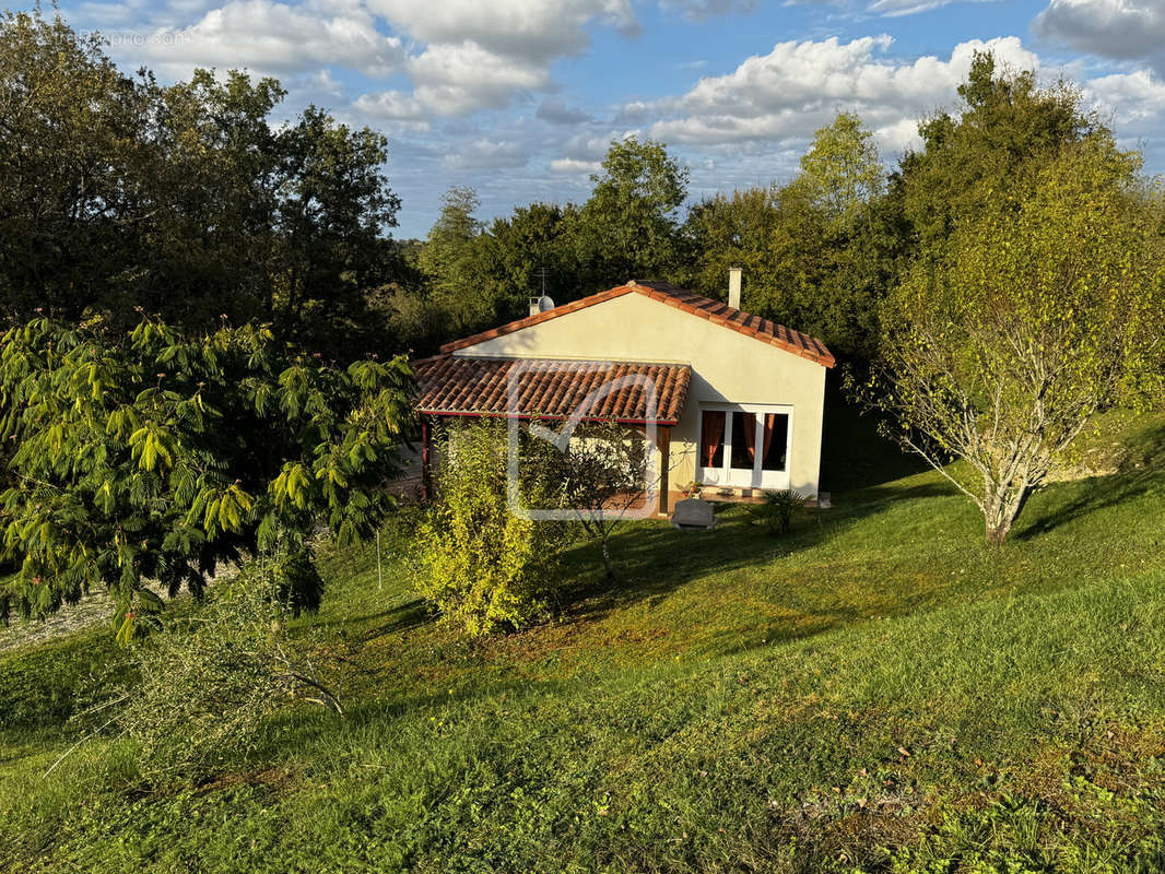 Maison à FRAYSSINET