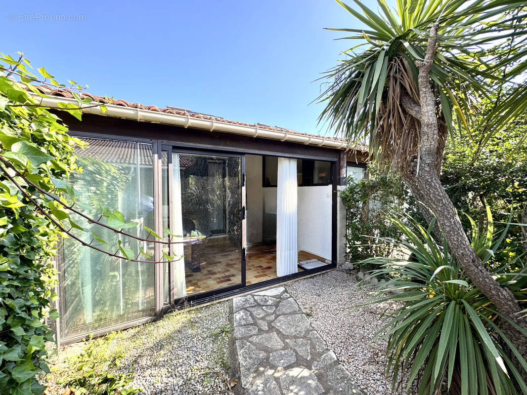 Maison à SAINT-CYPRIEN