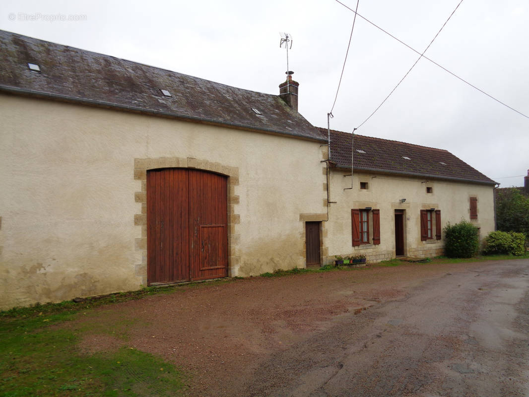 Maison à BONA