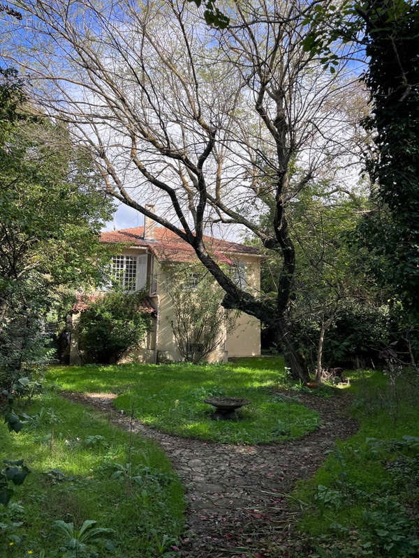 Maison à AIX-EN-PROVENCE