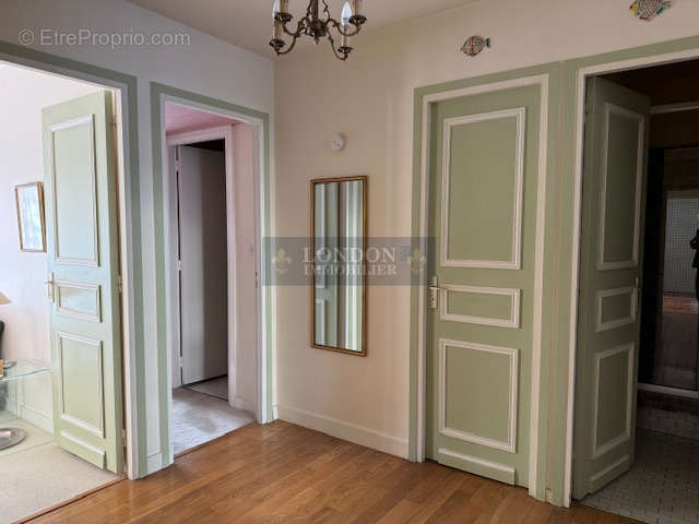 Appartement à VERSAILLES