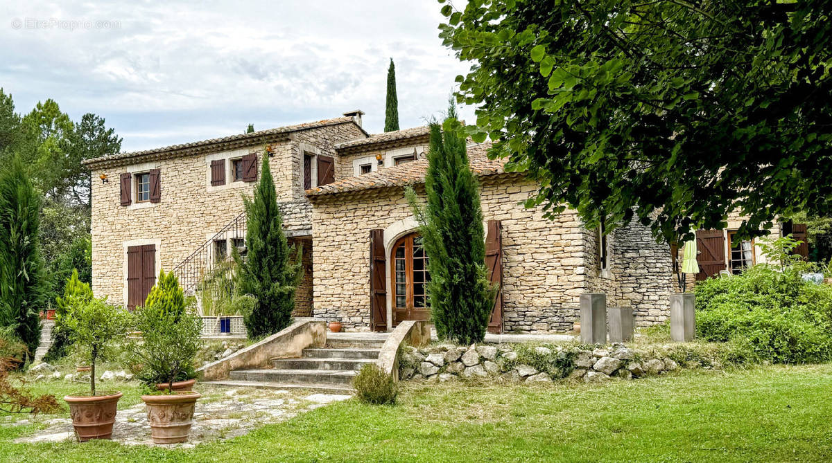 Maison à AIX-EN-PROVENCE