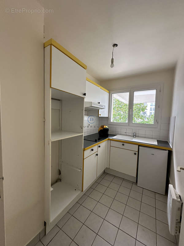 Appartement à COURBEVOIE